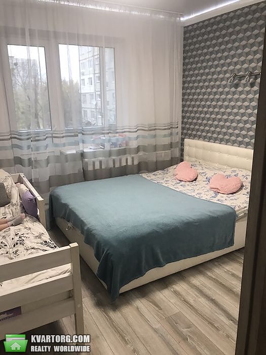 Sell 3-room apartment. Киев,  Радужная — photo 3