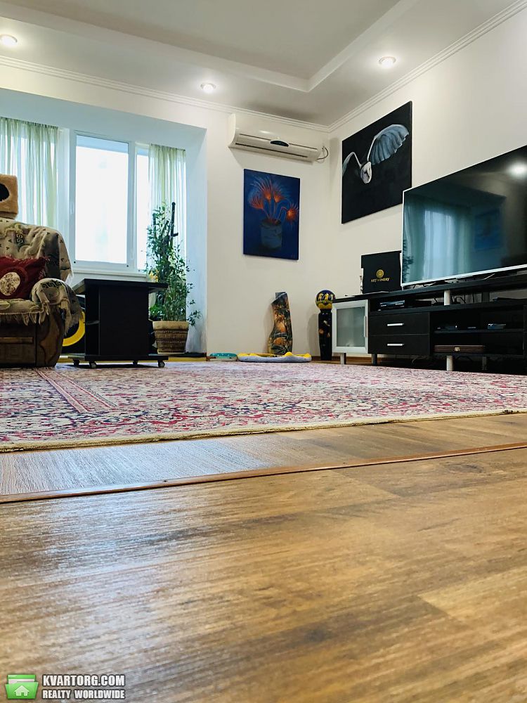 Sell 3-room apartment. Днепропетровск, Л Сталь — photo 1