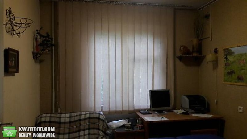 Sell 5-room apartment. Киев,  Героев Днепра — photo 5