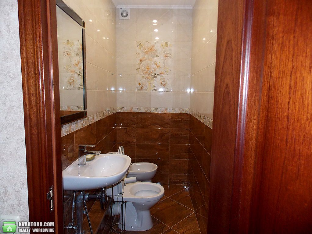 Rent out 3-room apartment. Киев, Генерала Алмазова — photo 4