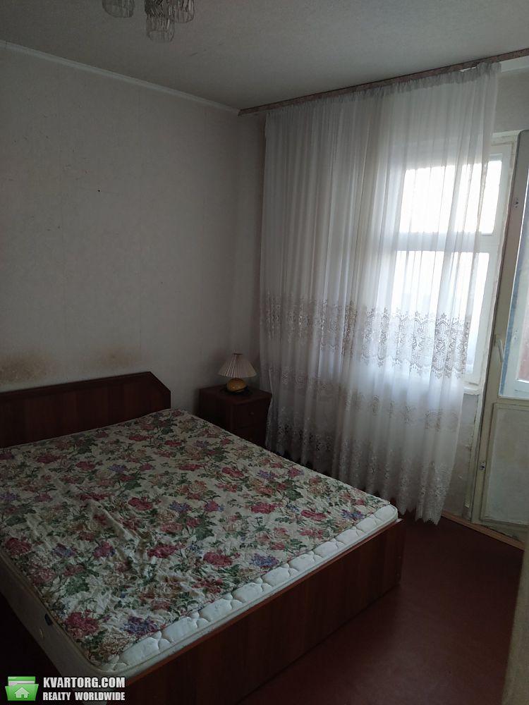 Rent out 3-room apartment. Киев,  Радунская — photo 5