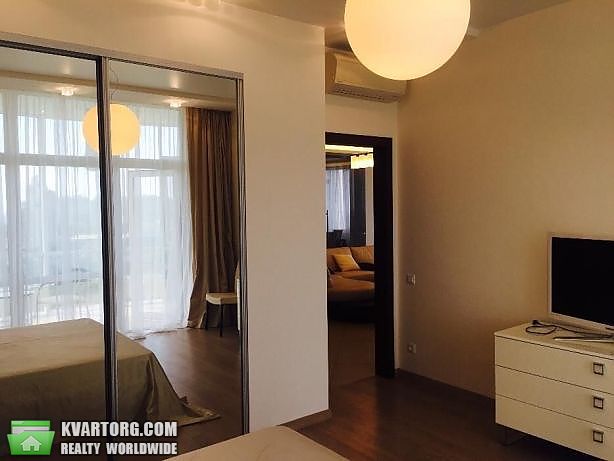 Sell 3-room apartment. Киев,  Луначарского — photo 3