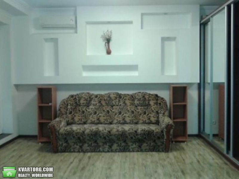 Sell 1-room apartment. Киев,  Клавдиевская — photo 2