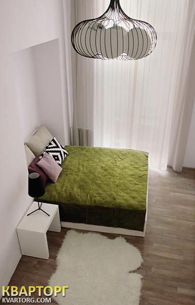Rent out 2-room apartment. Киев,  Михайловская — photo 3