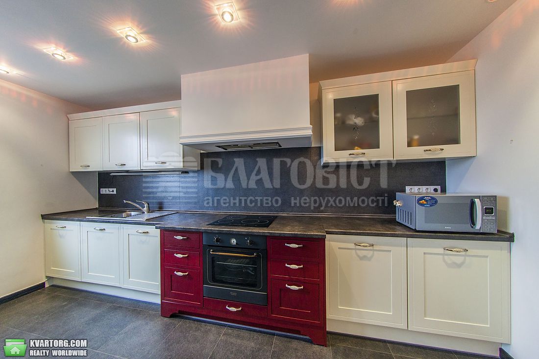 Rent out 3-room apartment. Киев,  Татарская — photo 1