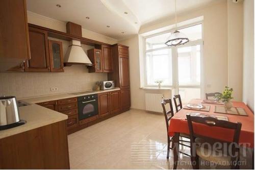 Sell 3-room apartment. Киев, Леси Украинки бульв. — photo 10