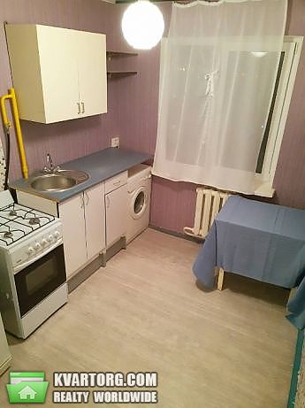 Rent out 2-room apartment. Киев, Турчина — photo 2