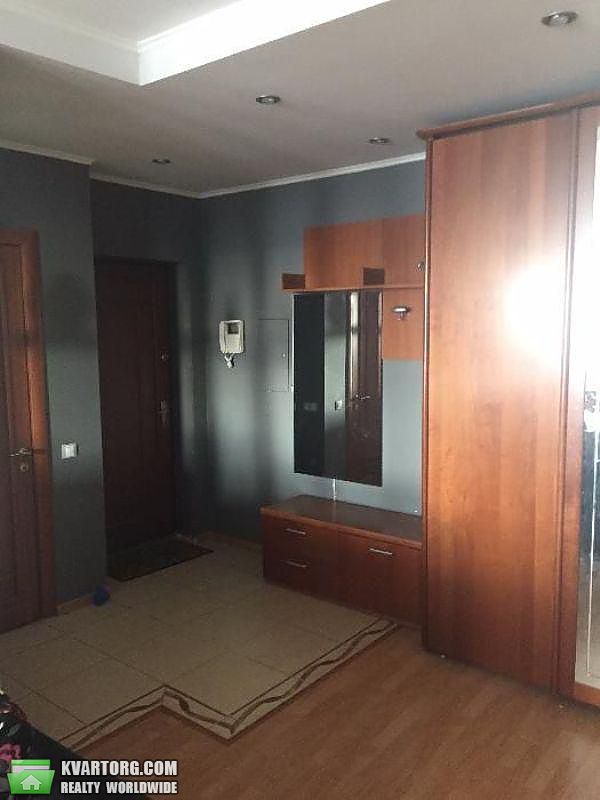 Rent out 3-room apartment. Киев,  Мельникова — photo 9