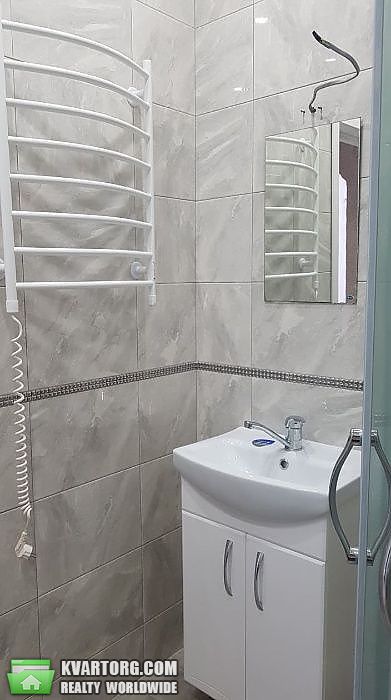 Rent out 1-room apartment. Киев,  Харьковское шоссе — photo 5