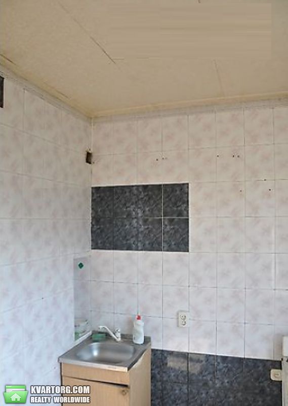 Sell 2-room apartment. Киев,  Лайоша Гавро — photo 2