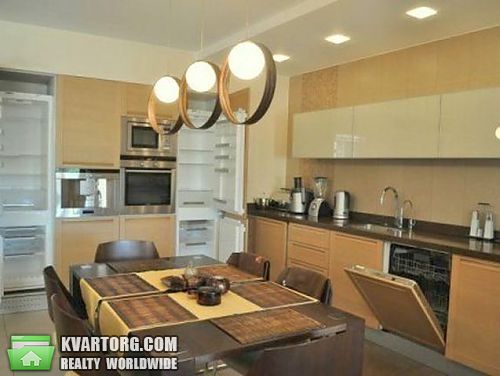 Rent out 3-room apartment. Киев, Черновола — photo 1