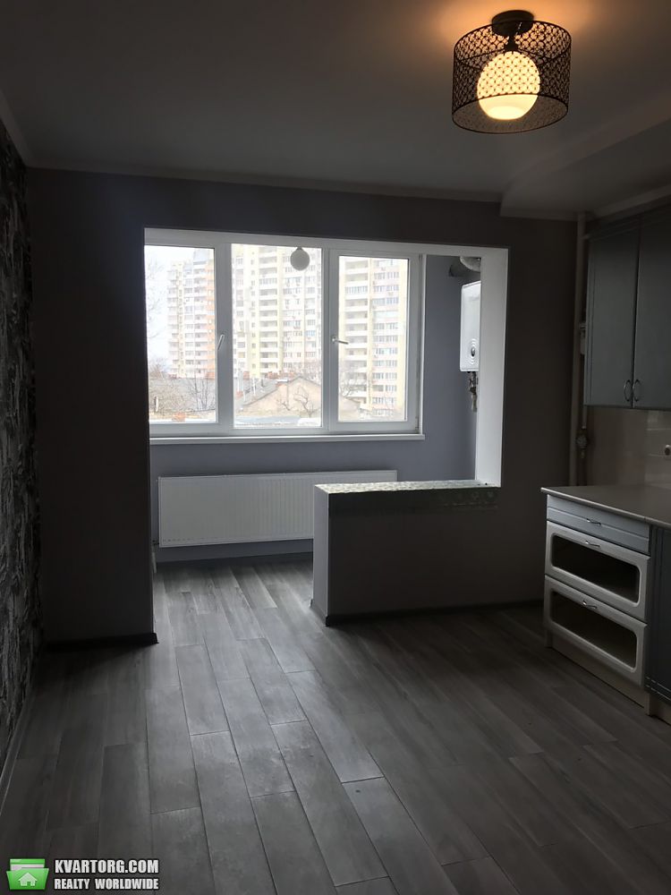 Rent out 2-room apartment. Одесса, Пишоновская — photo 1