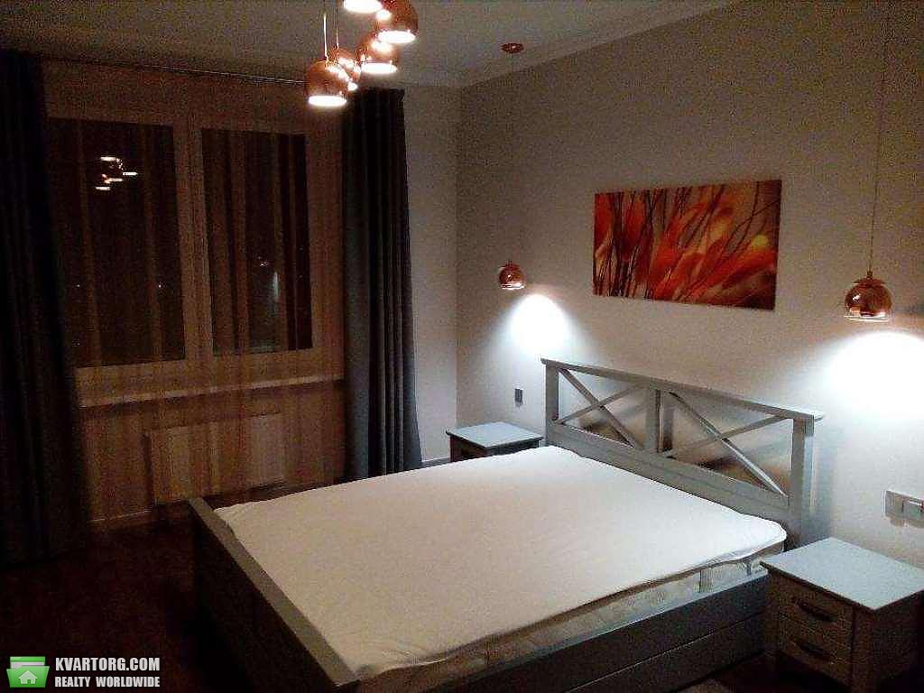 Rent out 2-room apartment. Киев,  Артема — photo 4