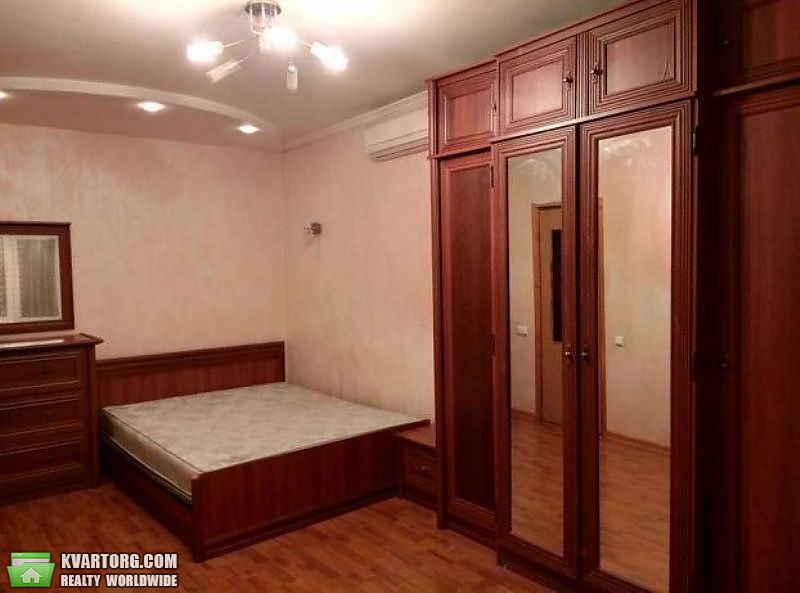 Sell 1-room apartment. Киев,  Вышгородская — photo 2