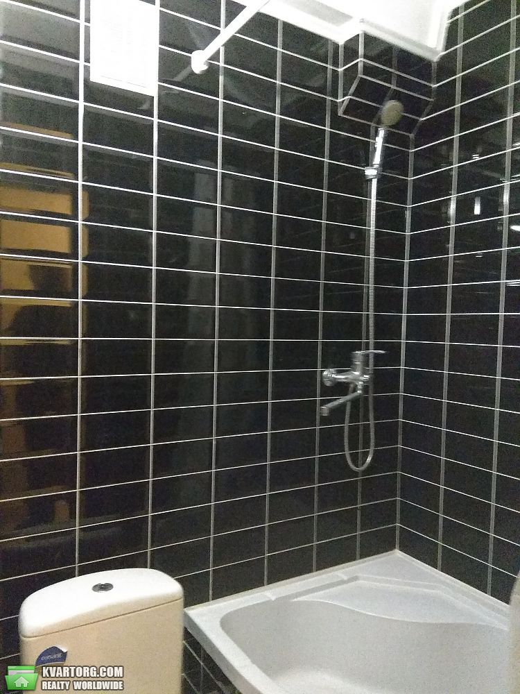 Rent out 1-room apartment. Киев,  Волкова — photo 8