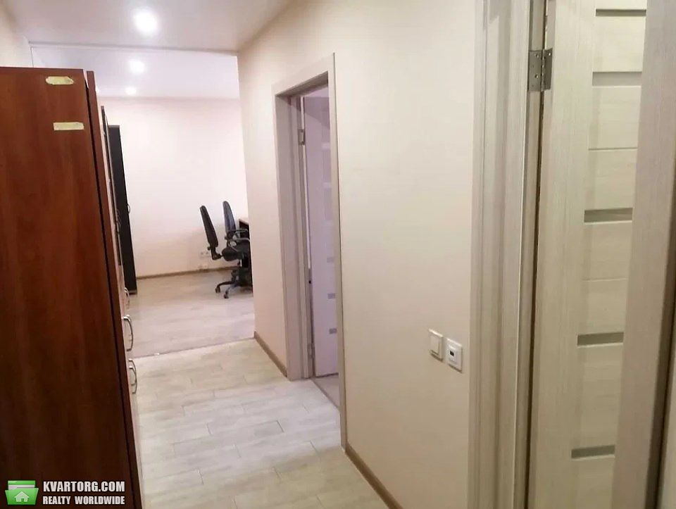 Rent out 1-room apartment. Киев, Коновальца — photo 10