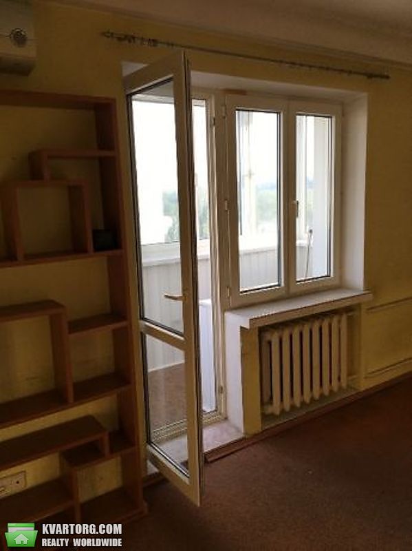 Sell 2-room apartment. Киев,  Русановская наб — photo 3