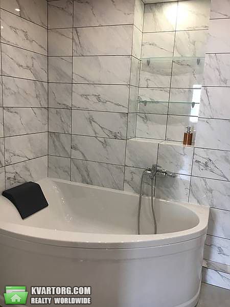 Rent out 2-room apartment. Киев,  Герцена — photo 9