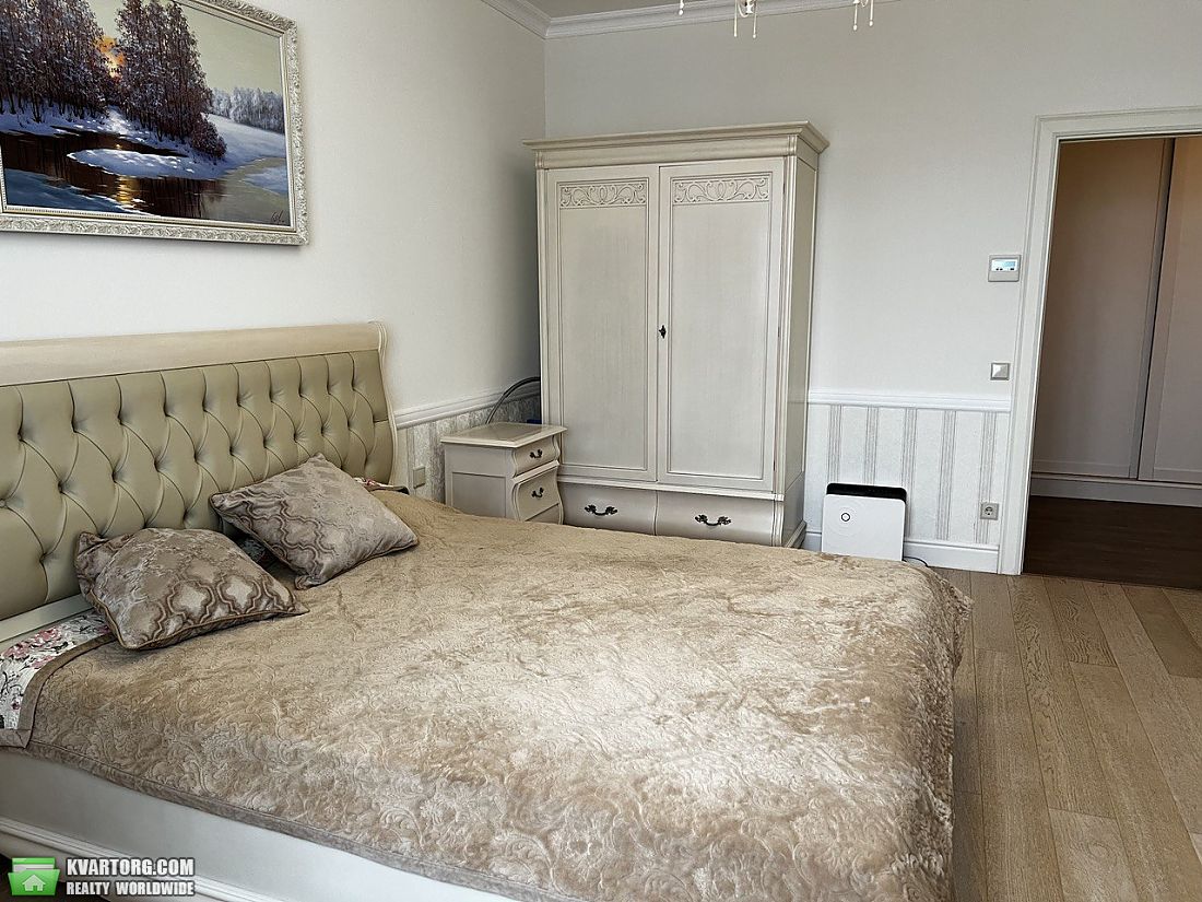 Rent out 2-room apartment. Киев,  Днепровская наб — photo 7