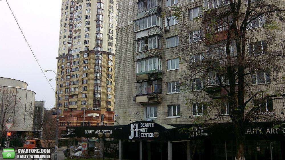 Sell 3-room apartment. Киев,  Соломенская — photo 1
