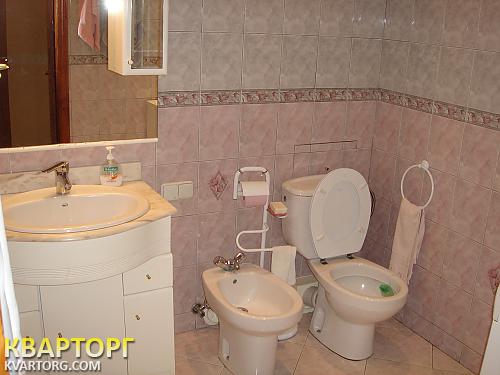 Rent out 3-room apartment. Киев,  Бастионная — photo 7