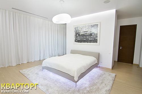 Rent out house. Киев, Международная — photo 6