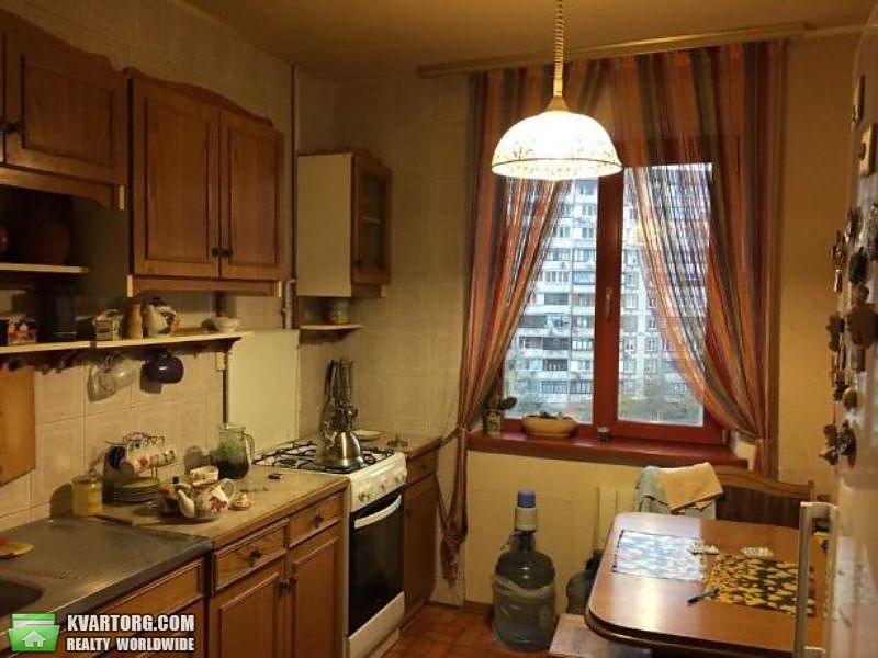 Sell 3-room apartment. Киев,  Лисковская — photo 4