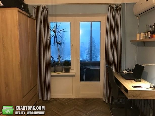 Sell 3-room apartment. Киев,  Серафимовича — photo 1