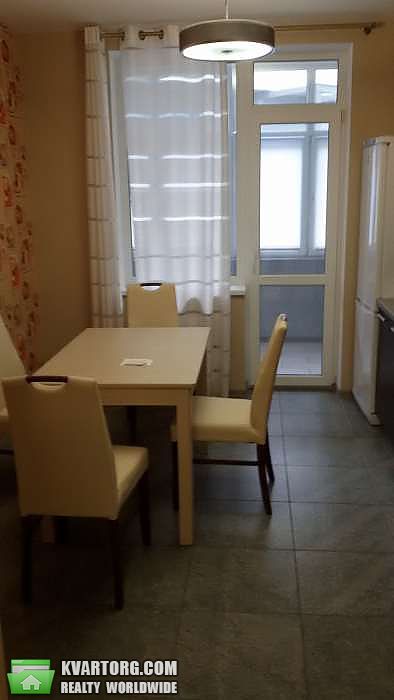 Rent out 1-room apartment. Киев, Драгоманова — photo 5