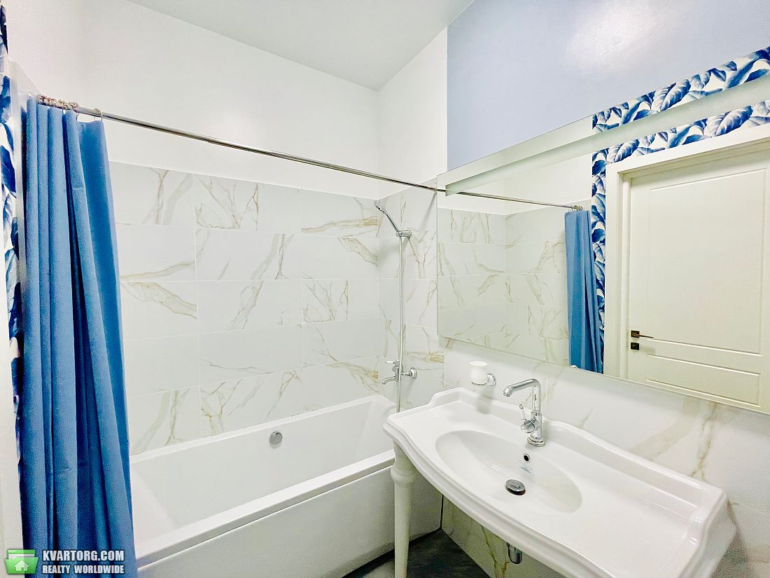Sell 3-room apartment. Киев,  Драгомирова — photo 7
