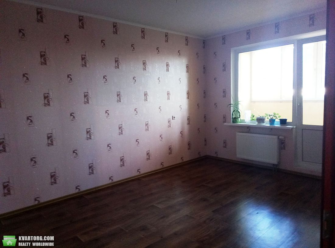 Sell 3-room apartment. Киев,  Здолбуновская — photo 1