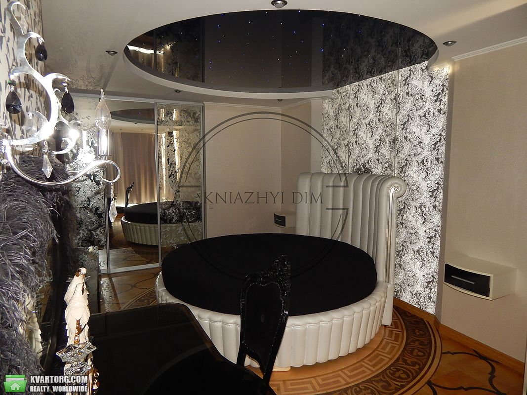 Rent out 4-room apartment. Киев,  Днепровская наб — photo 3