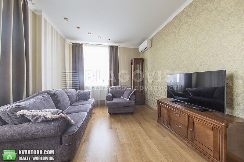 Rent out 2-room apartment. Киев,  Жилянская — photo 2