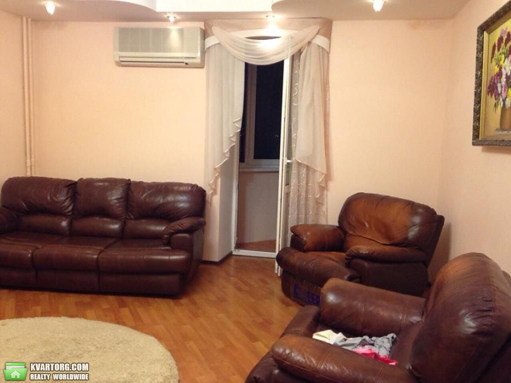 Rent out 4-room apartment. Киев,  Верховного Совета бул — photo 2