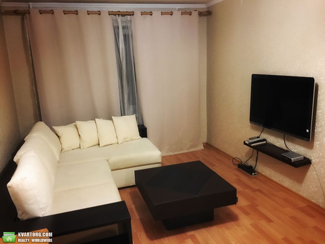 Rent out 2-room apartment. Киев,  Героев Сталинграда пр — photo 3