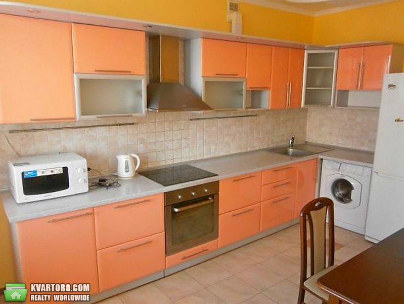 Rent out 2-room apartment. Киев,  Феодосийский пер — photo 1