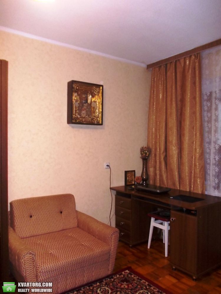 Sell 4-room apartment. Киев,  Ревуцкого — photo 7