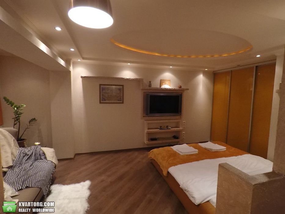 Sell 1-room apartment. Киев,  Березняковская — photo 1