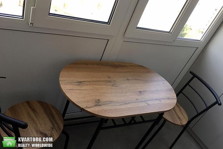 Rent out 1-room apartment. Киев, Евгения Коновальца — photo 8