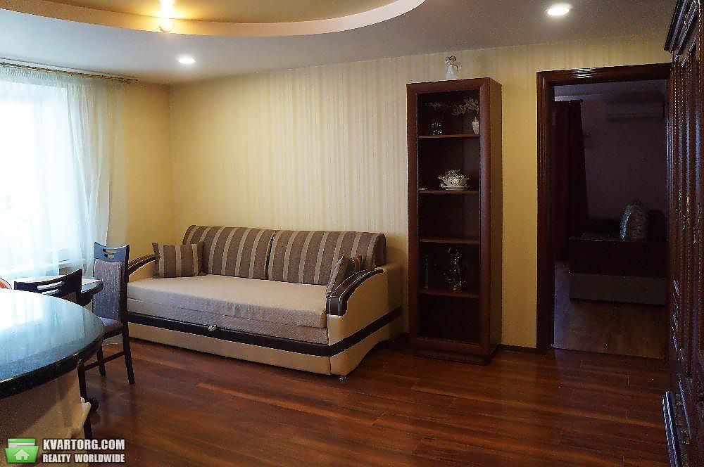 Rent out 3-room apartment. Киев,  Героев Сталинграда пр — photo 4