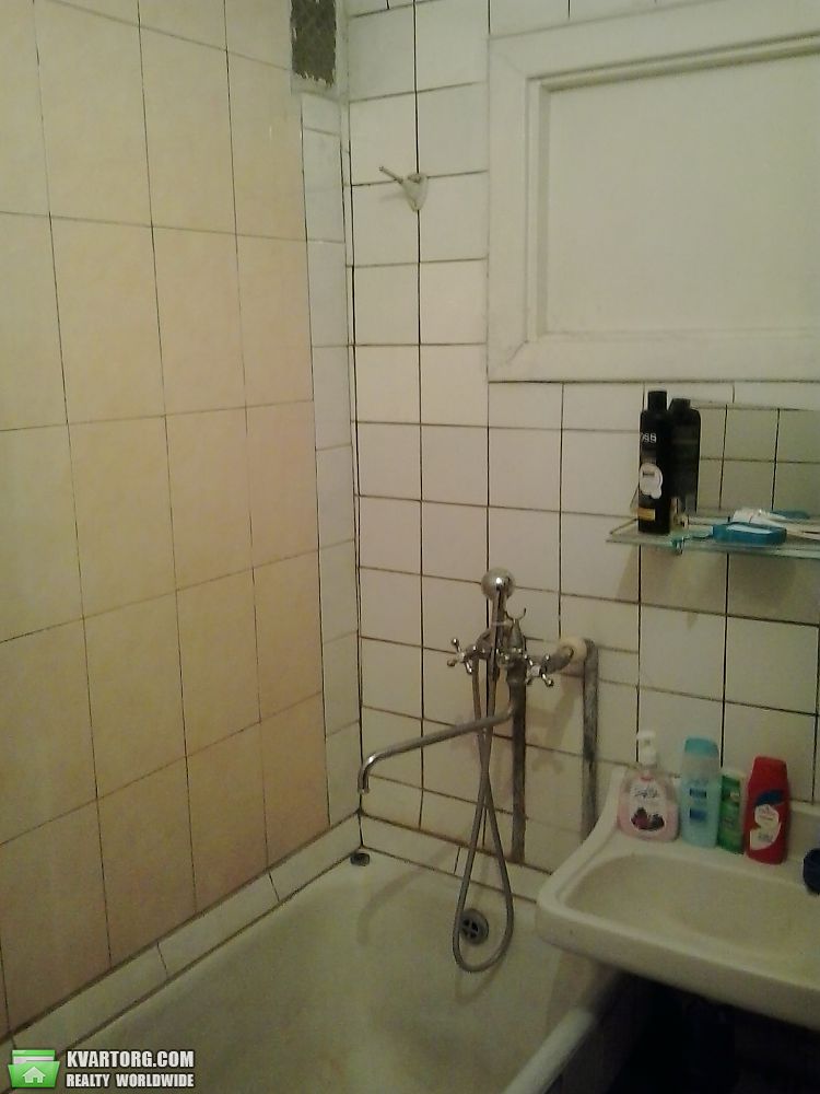 Sell 3-room apartment. Киев,  Кавказская — photo 1