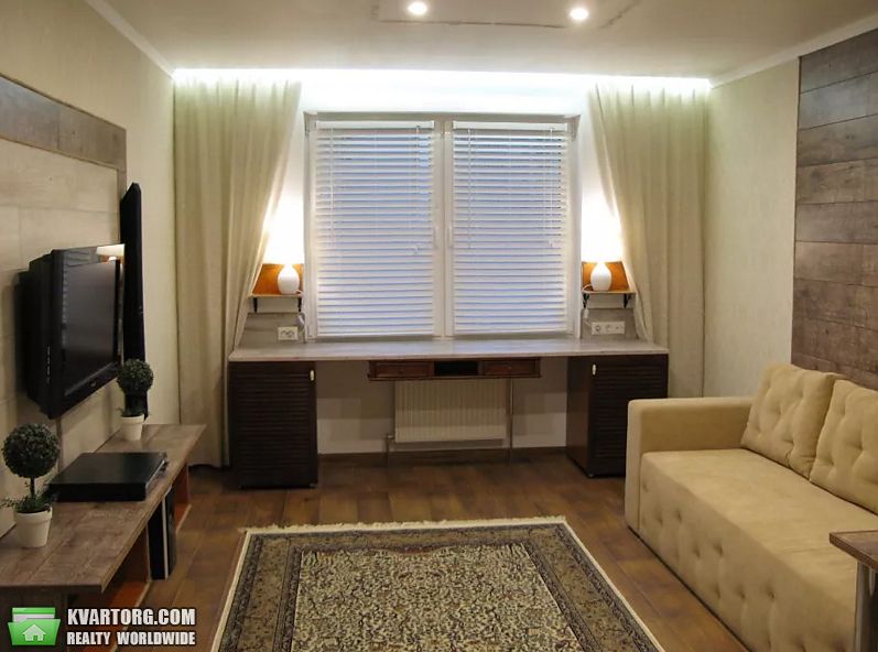 Rent out 2-room apartment. Киев,  Гмыри — photo 2