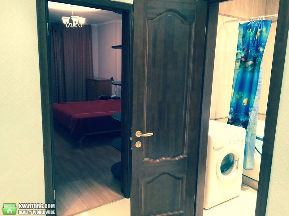 Rent out 2-room apartment. Киев,  Днепровская наб — photo 6