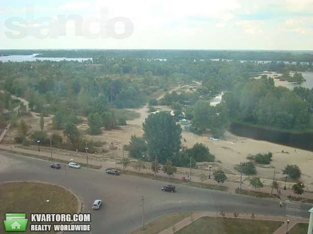 Sell 4-room apartment. Киев,  Приречная — photo 1