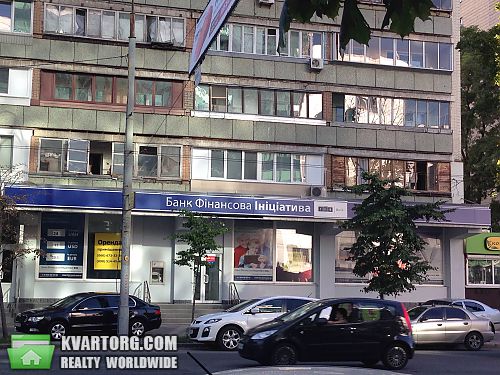 Rent out shop. Киев, Соломенская — photo 1
