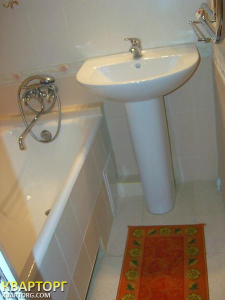 Rent out 4-room apartment. Киев,  Леси Украинки бул — photo 4