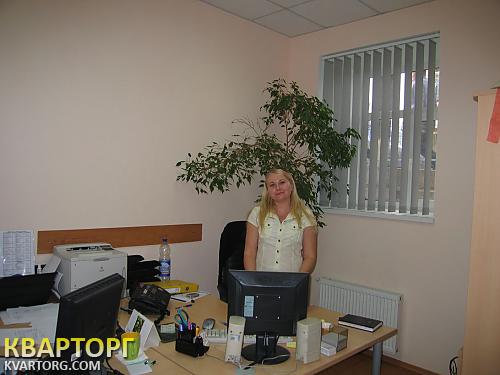 Rent out office. Киев,  Игоревская — photo 1