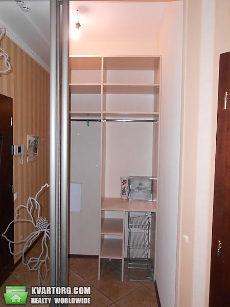 Rent out 2-room apartment. Киев, Никольско-Слободская — photo 7