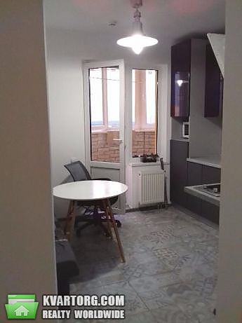 Rent out 1-room apartment. Киев,  Ломоносова — photo 1