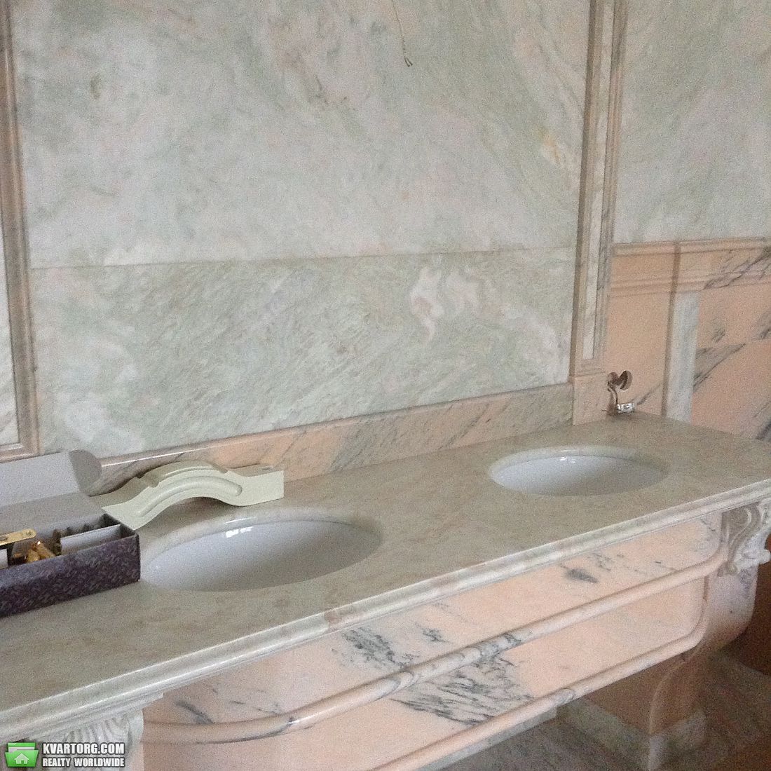 Sell house. Киев, Метроллогическая — photo 9